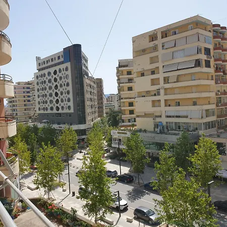 Asta 2 Apartment